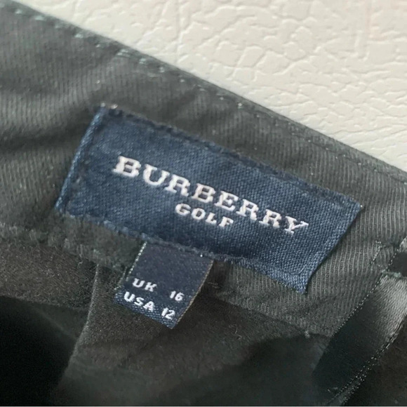 Burberry Black Golf Shorts  12 - Picture 3 of 11